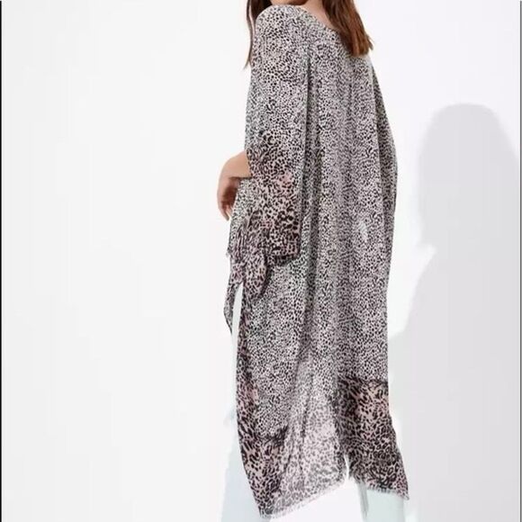 AMERICAN EAGLE Animal Print Fringe Open Front Duster Kimono One Size - Picture 1 of 10